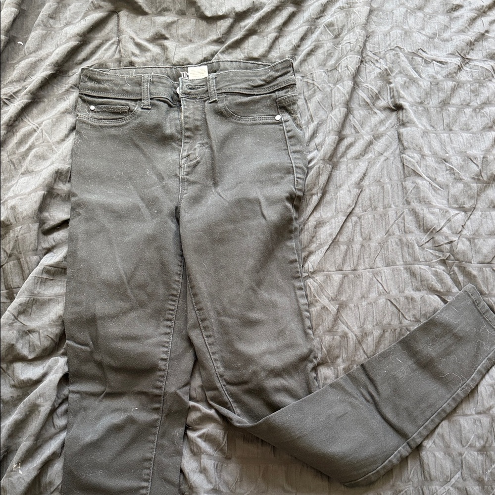 Time and Tru Women's Skinny Jeans in Gray